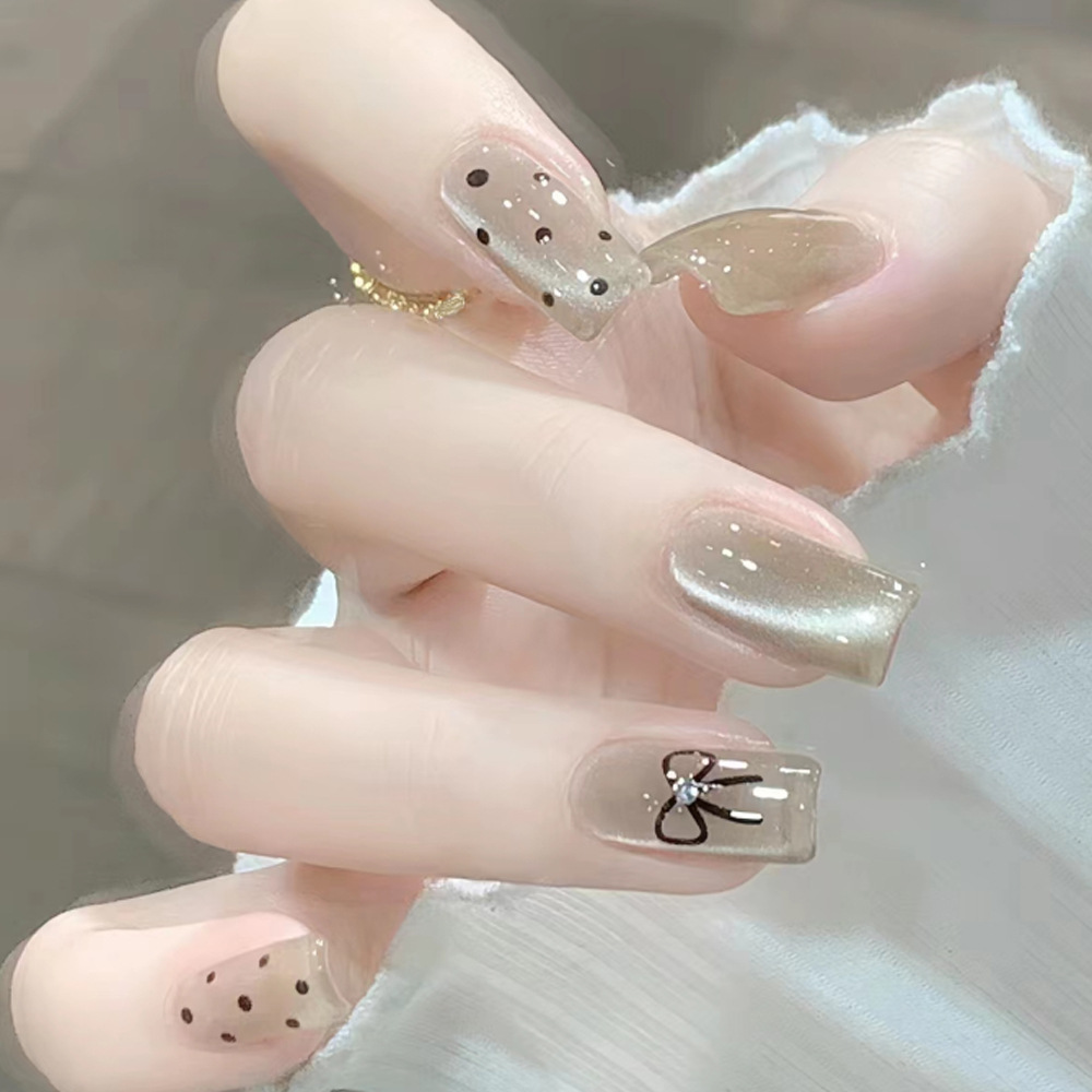 【波点少女】波点指甲贴片蝴蝶结镶钻赫本风美甲小清新猫眼穿戴甲
