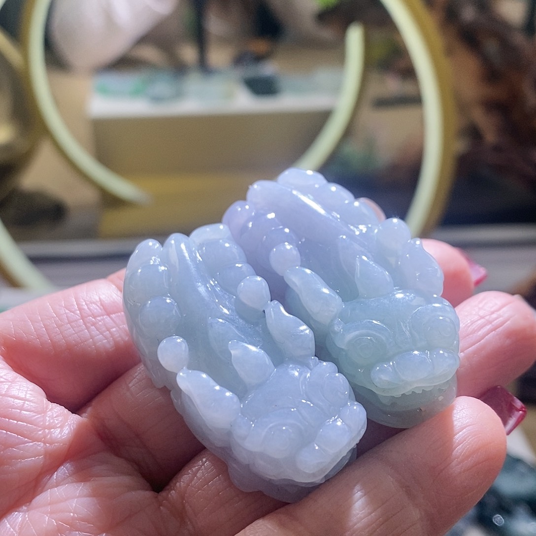 【闪购商品】翡翠颈饰未镶嵌一对
