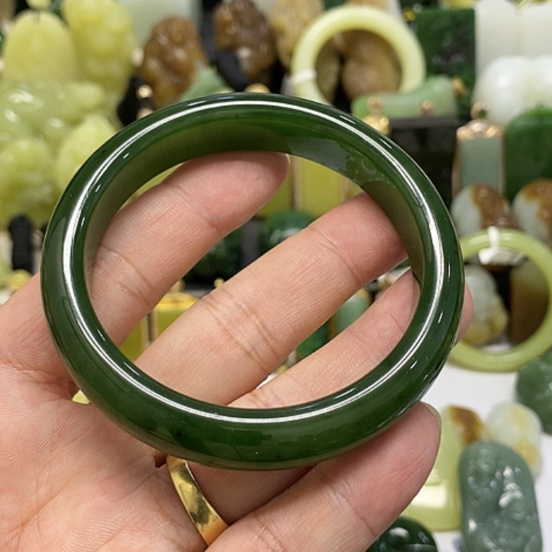 【闪购商品】颈饰未镶嵌和田玉