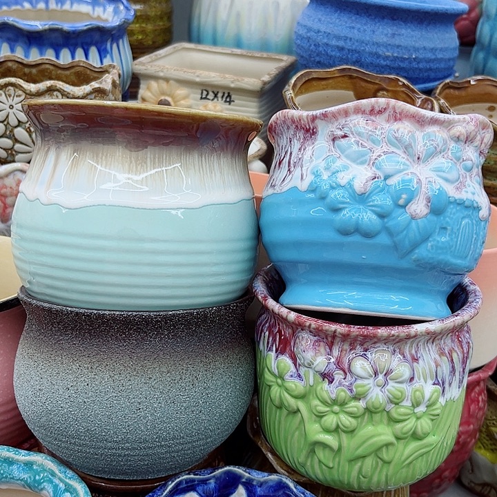 多肉绿陶瓷花盆9.9包邮，有孔