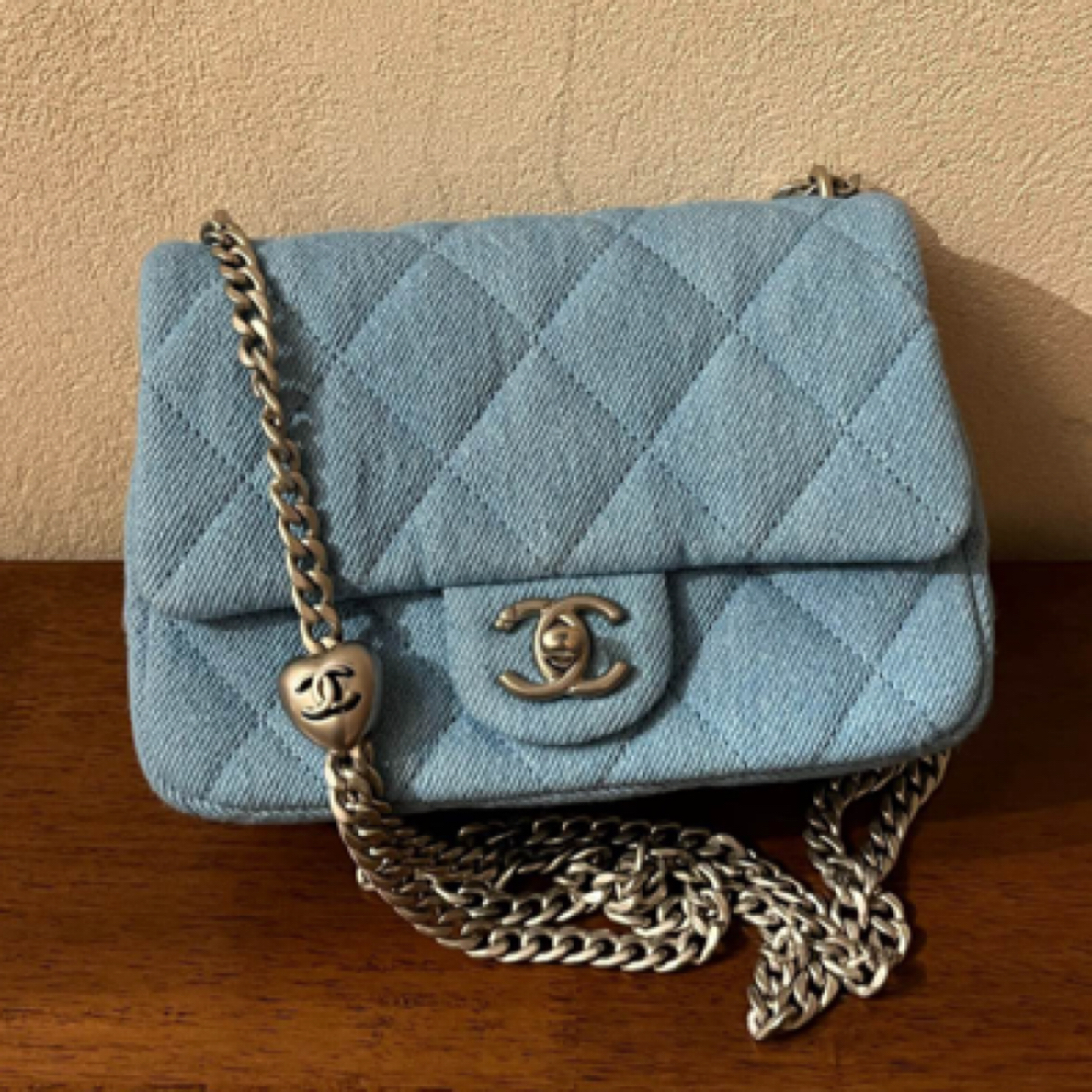 未使用 Chanel/香奈儿 25C爱心调节扣牛仔方胖子单肩斜挎包