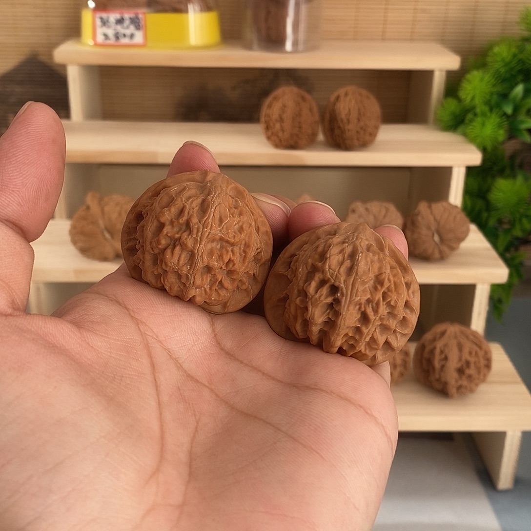 文玩核桃吊坠41+宫灯，全品