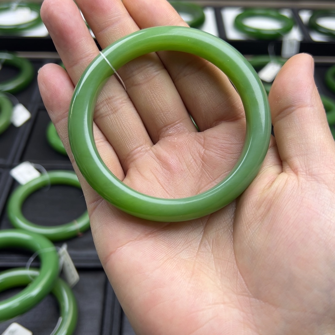 和田玉（碧玉）未镶嵌手镯57.58