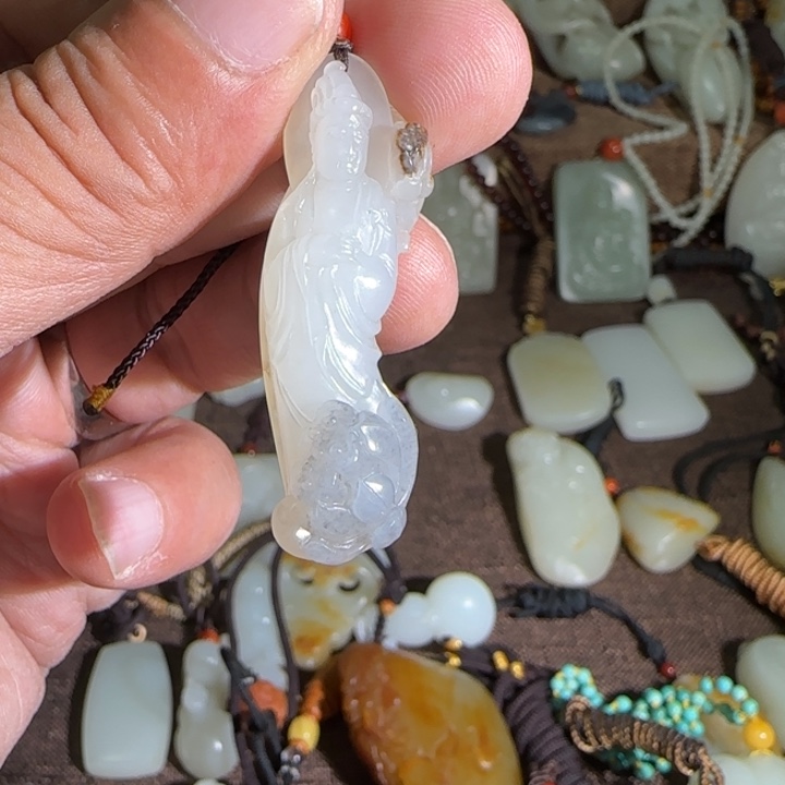 和田玉颈饰未镶嵌