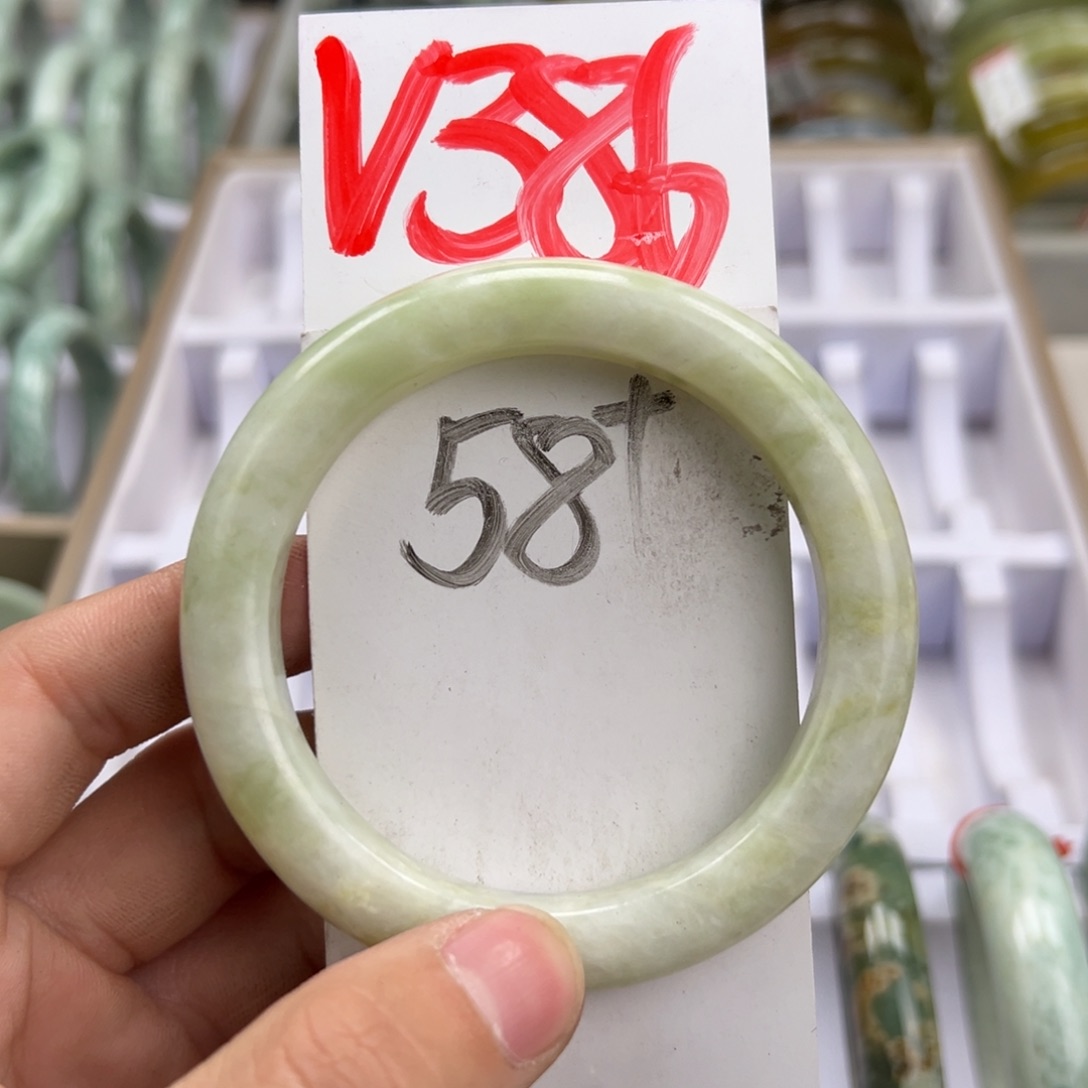 岫玉手镯未镶嵌天然岫玉