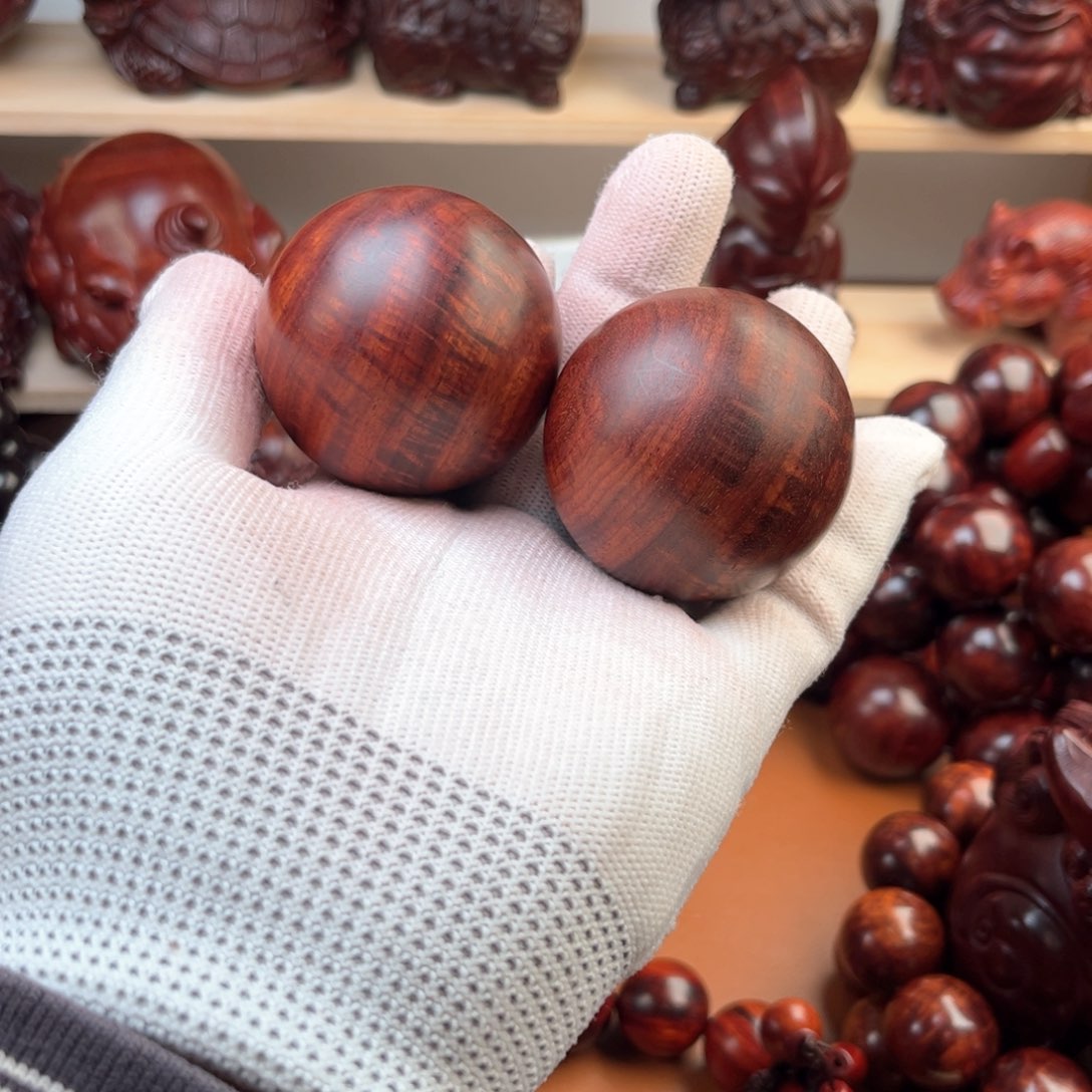 染料紫檀（血檀）4.5手把件高油性-多样性发其一