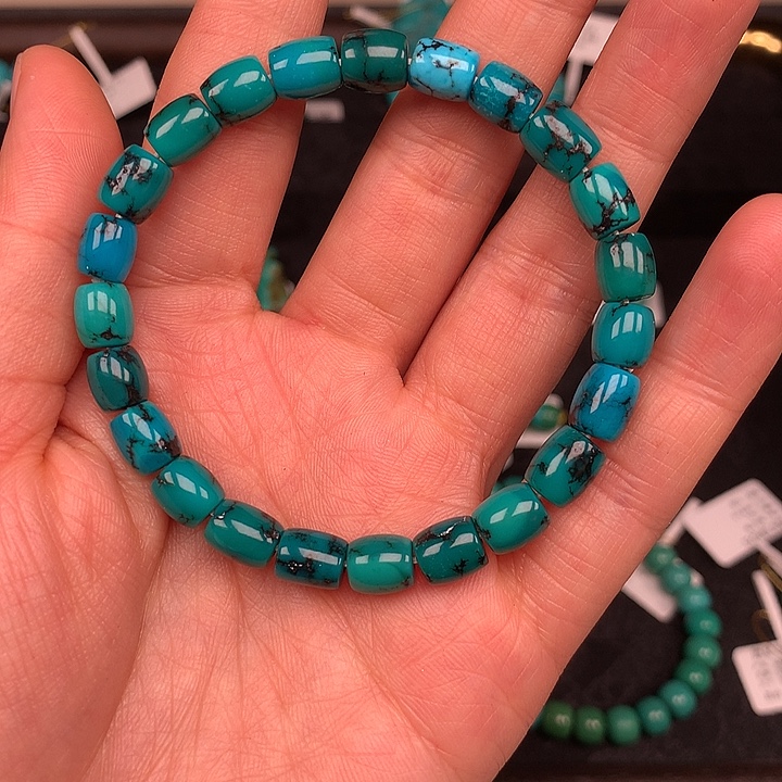 绿松石未镶嵌珠宝奇石7