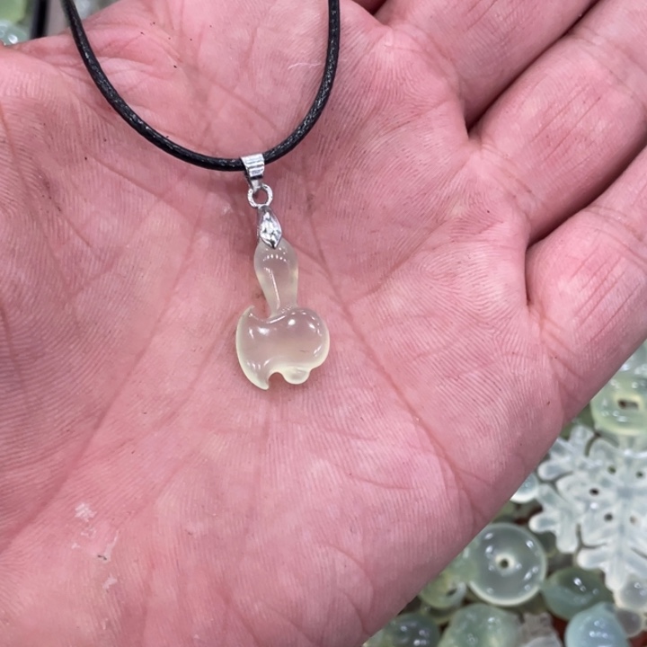 蛇纹石玉合金颈饰