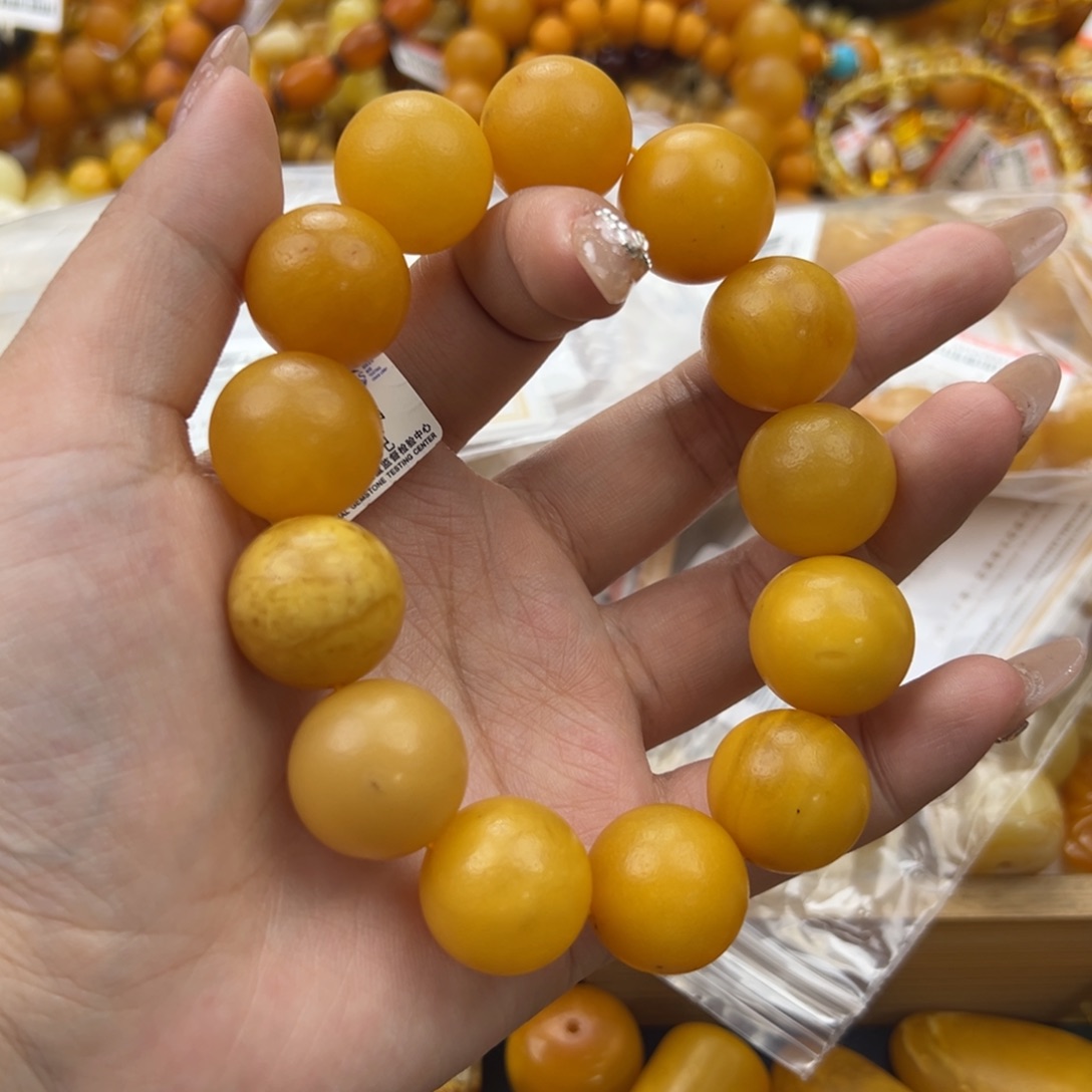 琥珀珠宝奇石未镶嵌