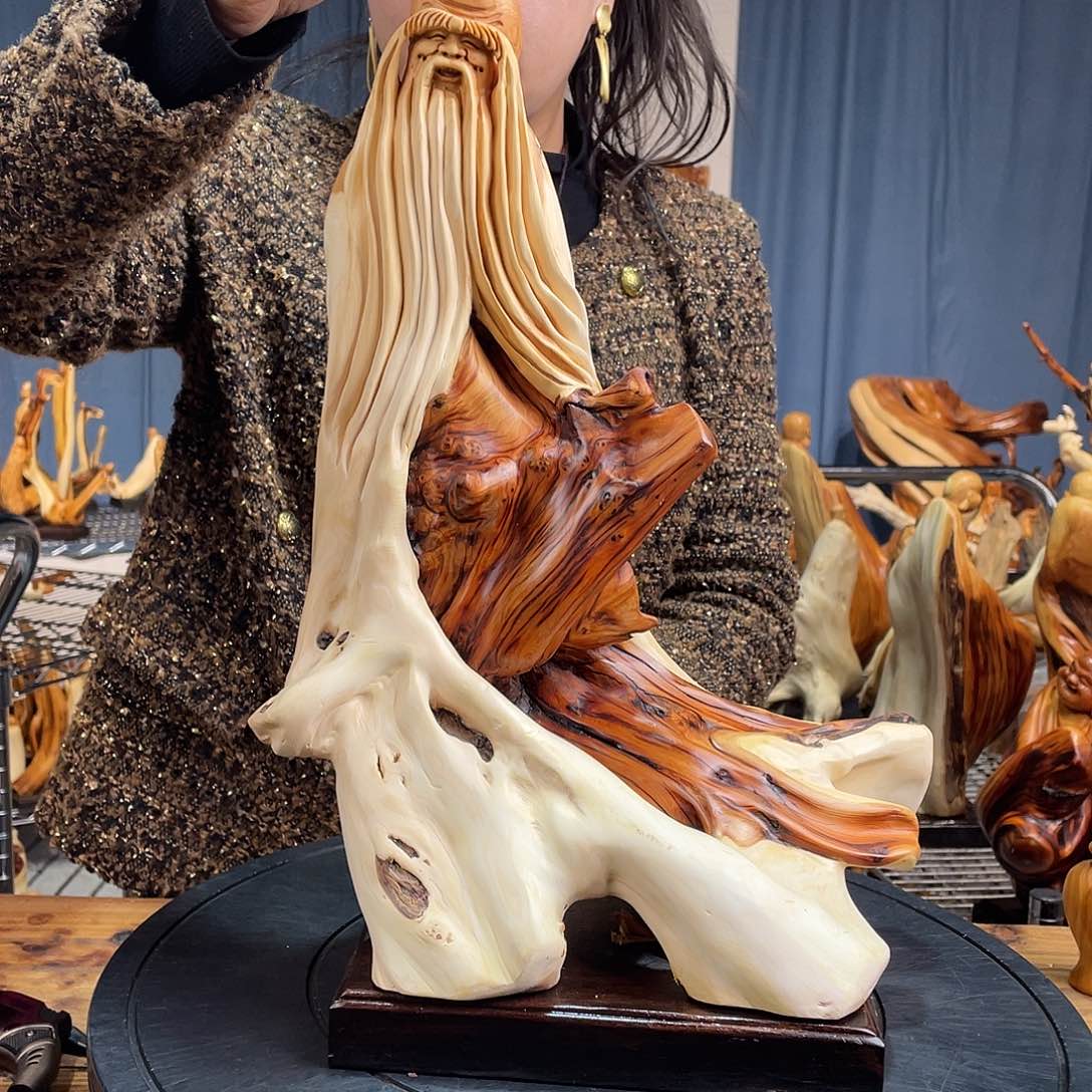 柏木（崖柏）随型艺术根雕