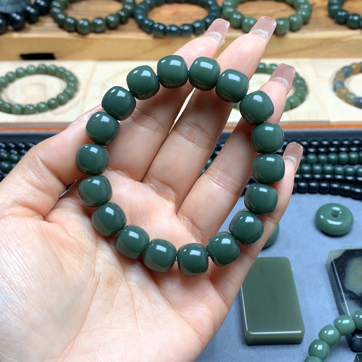 和田玉（青玉）手链未镶嵌暖