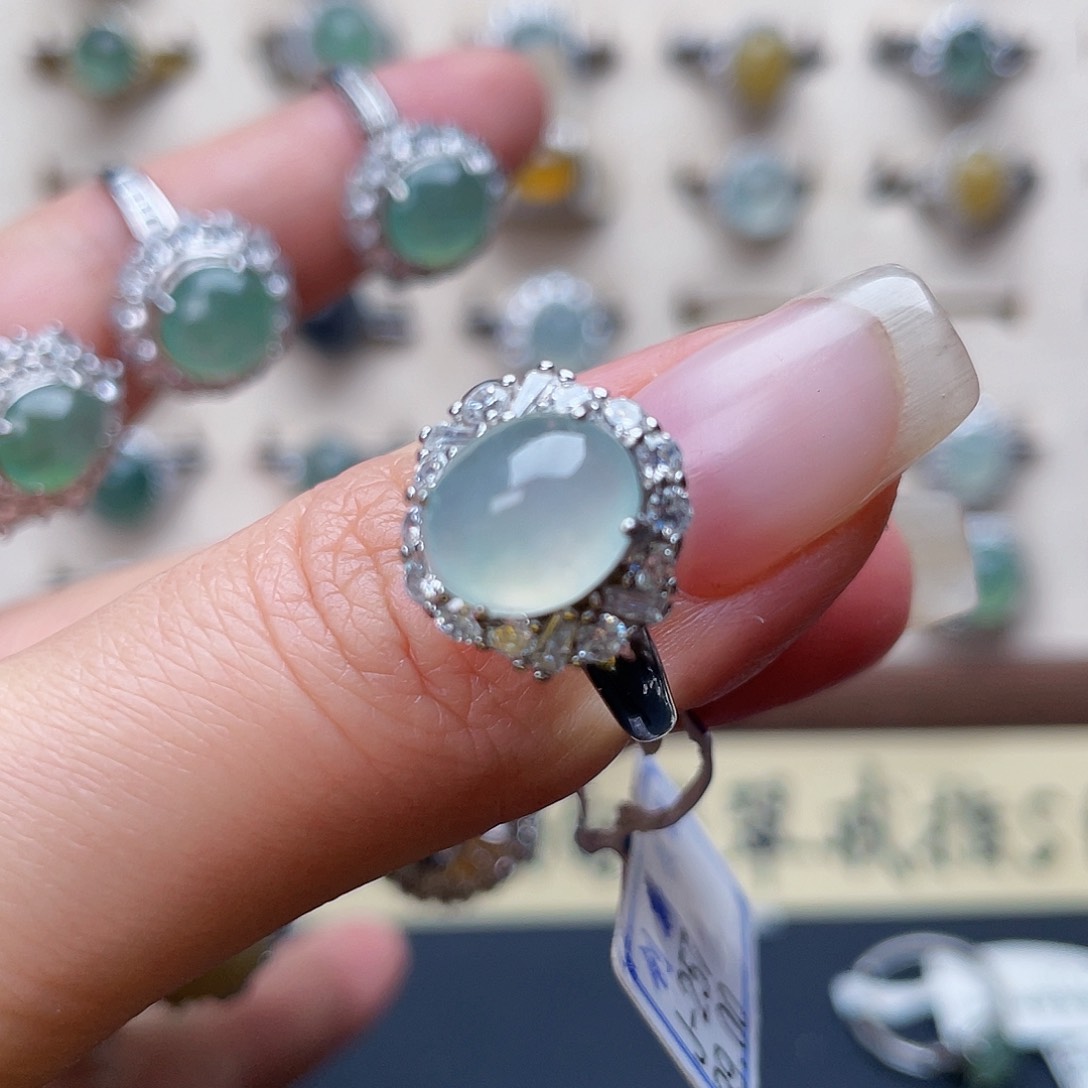 翡翠戒指未镶嵌戒指