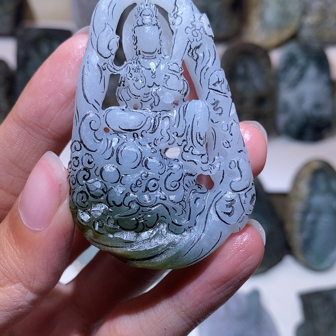 大***营定制翡翠未镶嵌翡翠