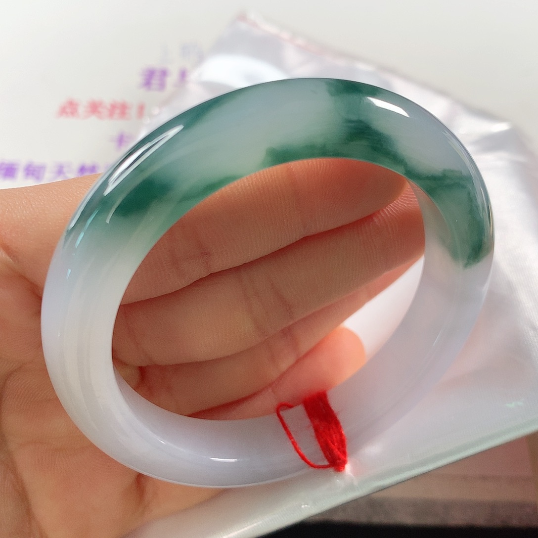 翡翠手镯未镶嵌 正圈⑨⑥