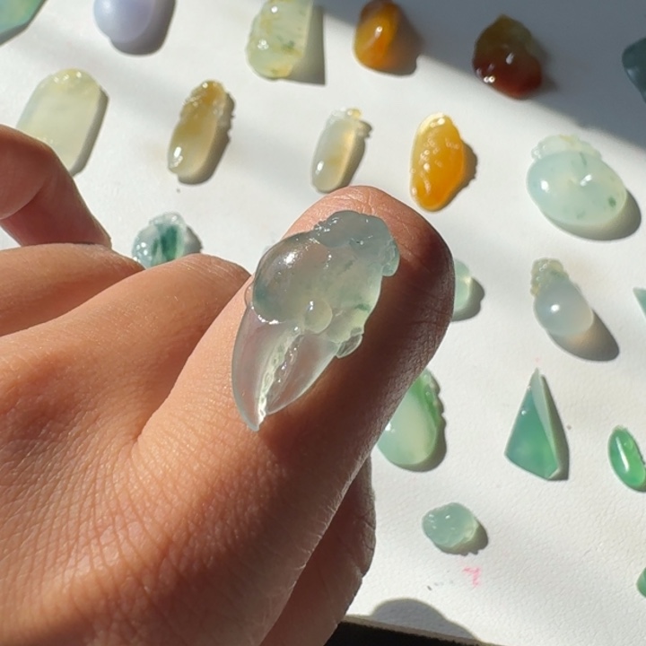 定制翡翠未镶嵌蟹爪