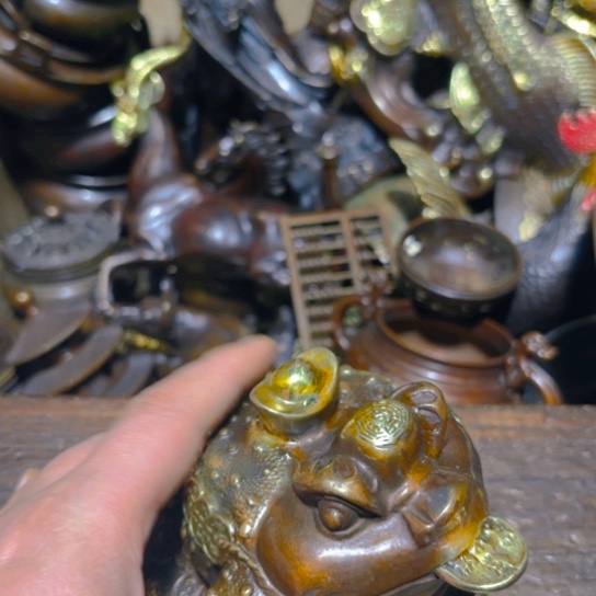 铜的。全清了一件不留