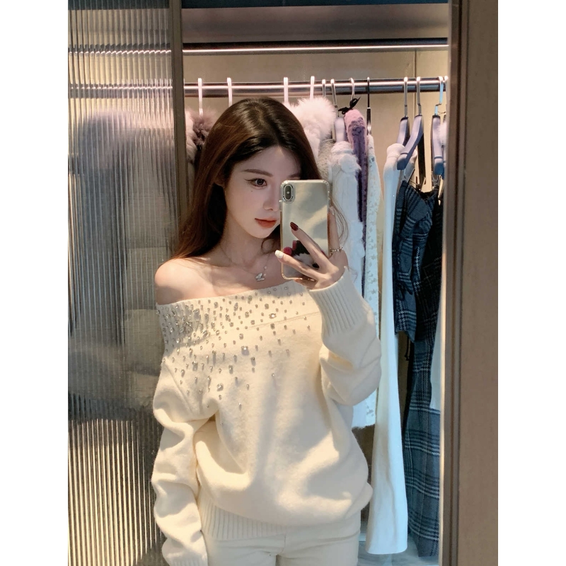 法式白色镶钻一字肩软软糯糯的毛衣女秋冬内搭名媛千金风穿搭上衣