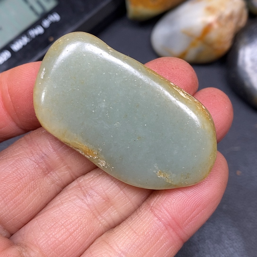 和田玉未镶嵌珠宝奇石