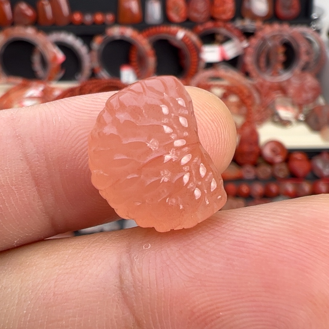 南红玛瑙未镶嵌颈饰橘子瓣