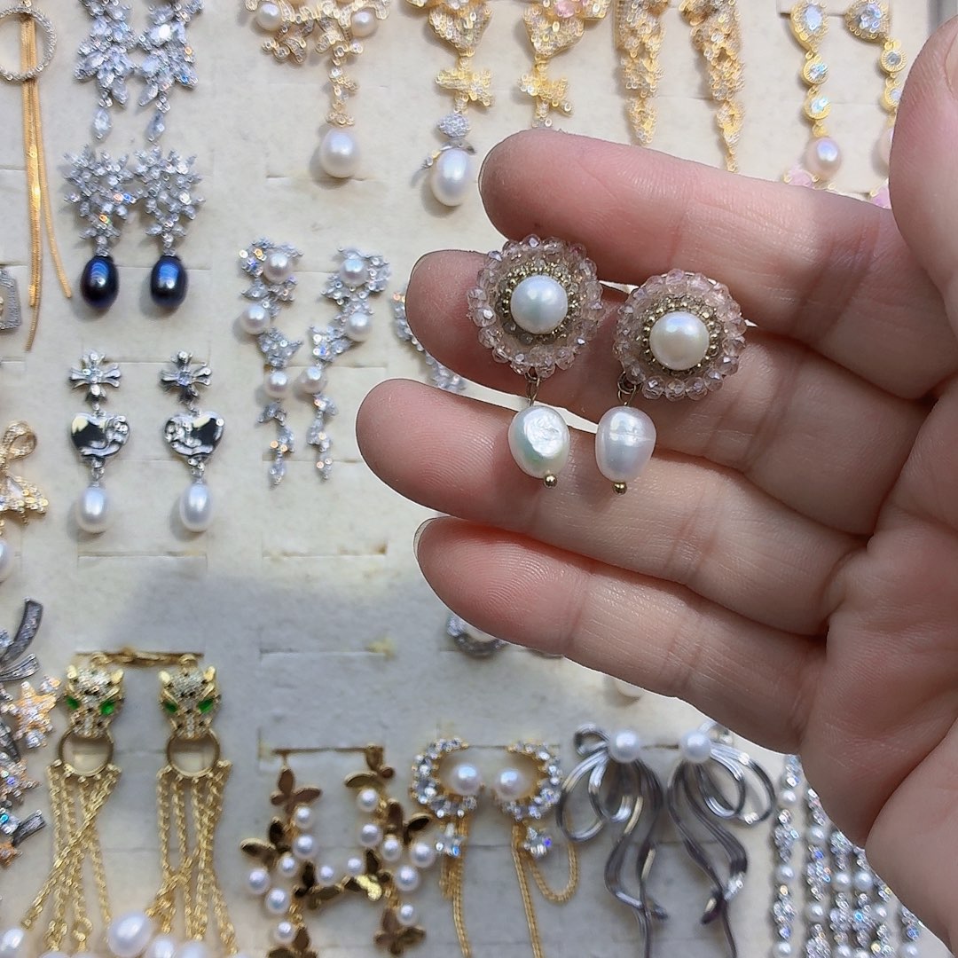 淡水珍珠耳饰合金