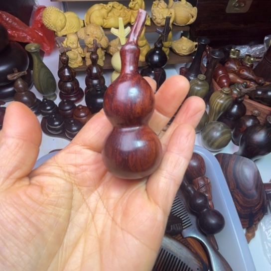 雨***露印度小叶紫檀木料葫芦