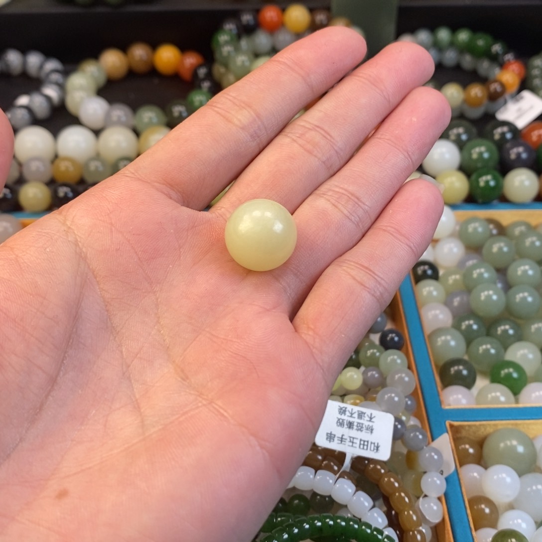 和田玉手串未镶嵌卡16黄口单珠