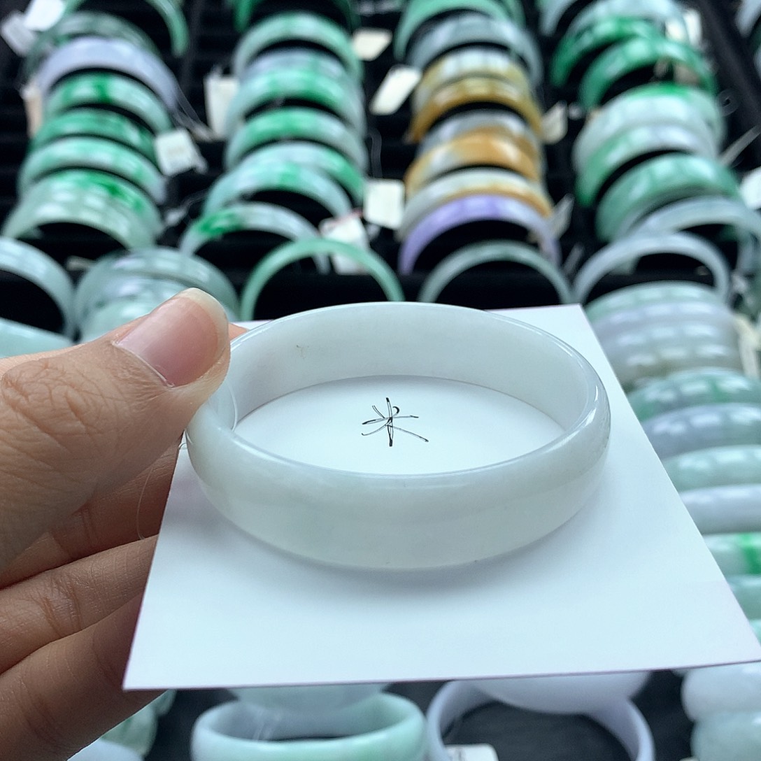 未镶嵌手镯翡翠折**酒公主51