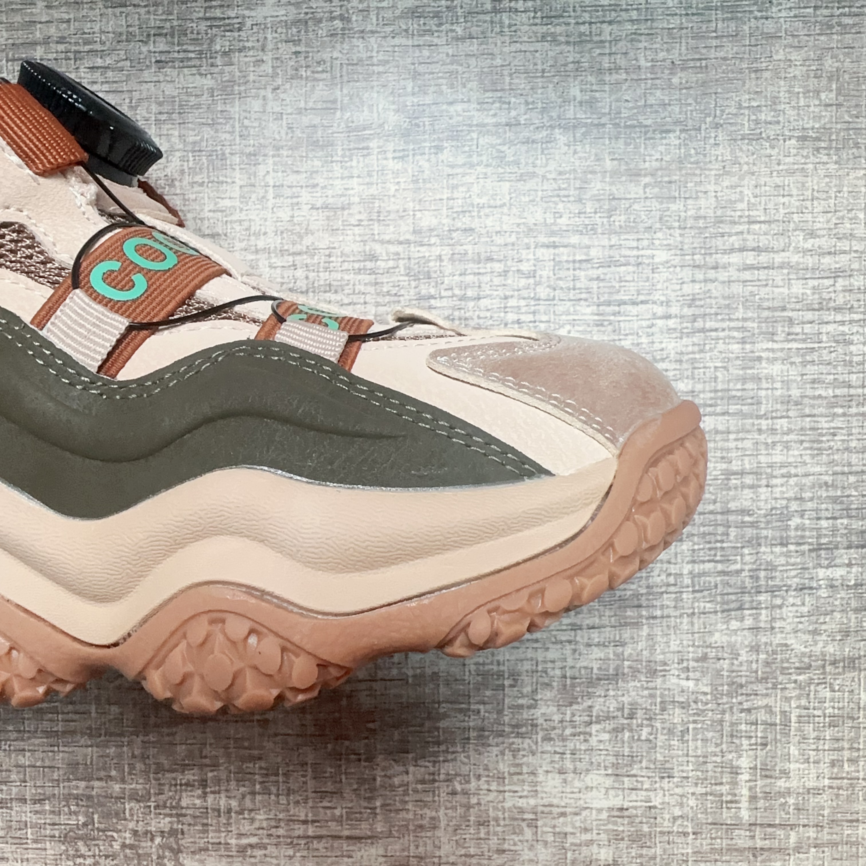  (有尺码)1678-1679-1680儿童秋冬季运动鞋童鞋中大童