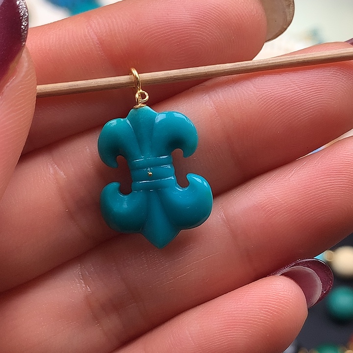 海***胜绿松石18K金镶嵌珠宝奇石