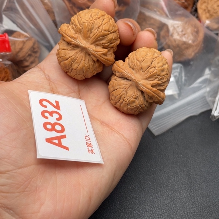 文玩核桃吊坠核桃
