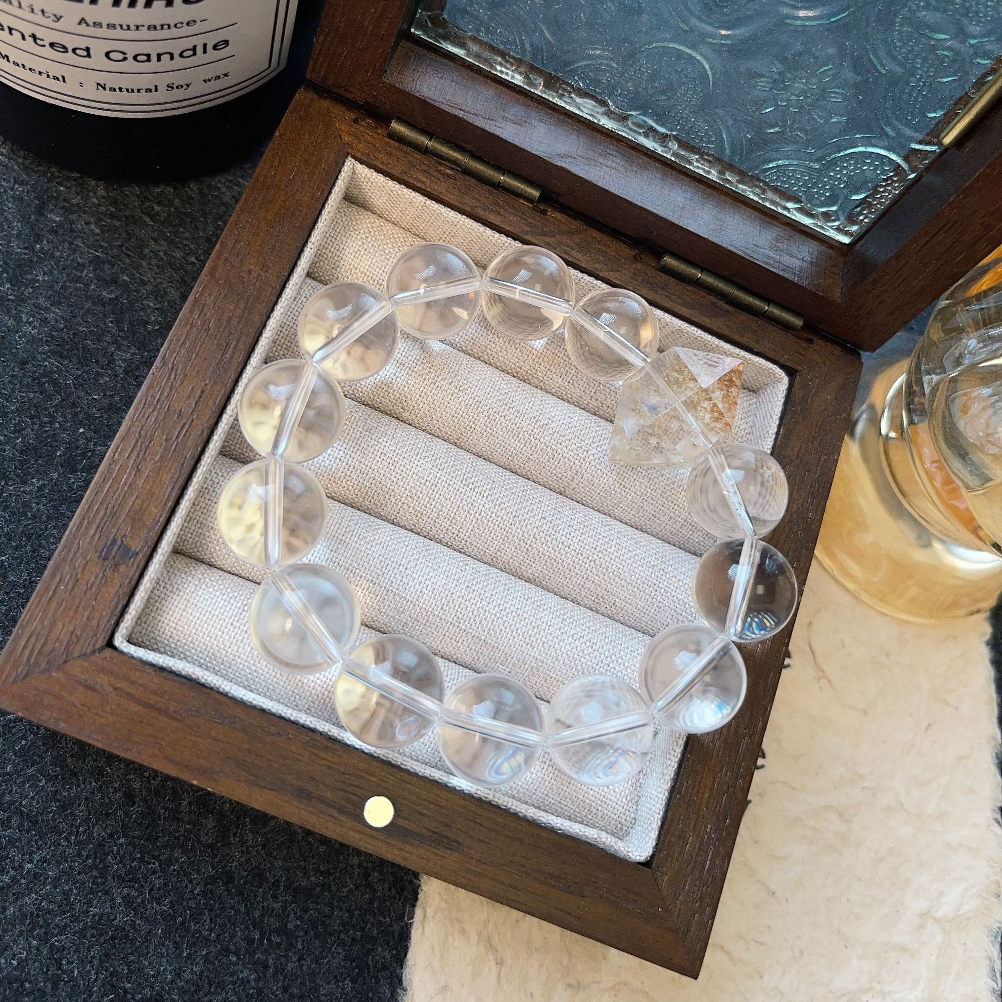 纯净体白水晶双尖幽灵手串A10