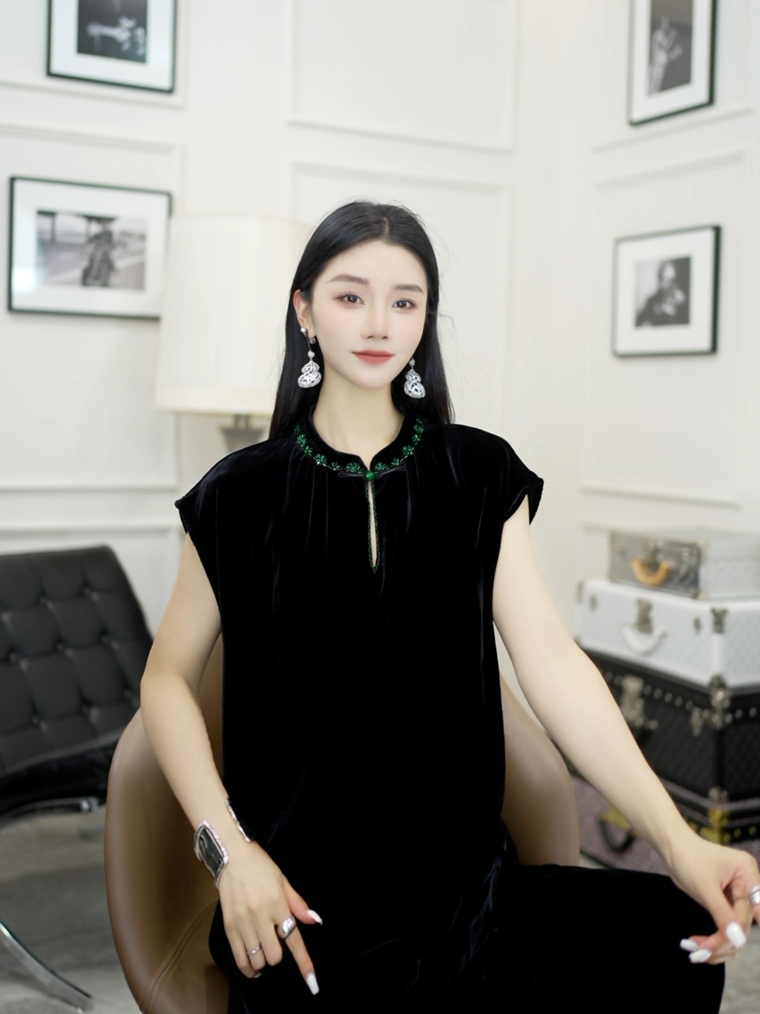 Betty Bairn【匠心/清上倾 】高定系列桑蚕丝短绒上衣25B-BW10722