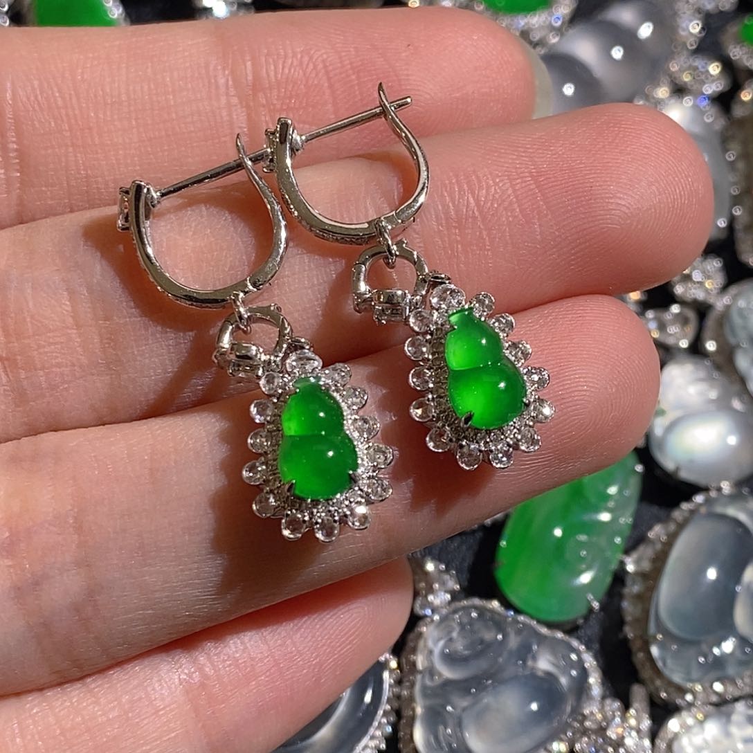 翡翠耳饰18K金镶嵌天然缅甸A货翡翠