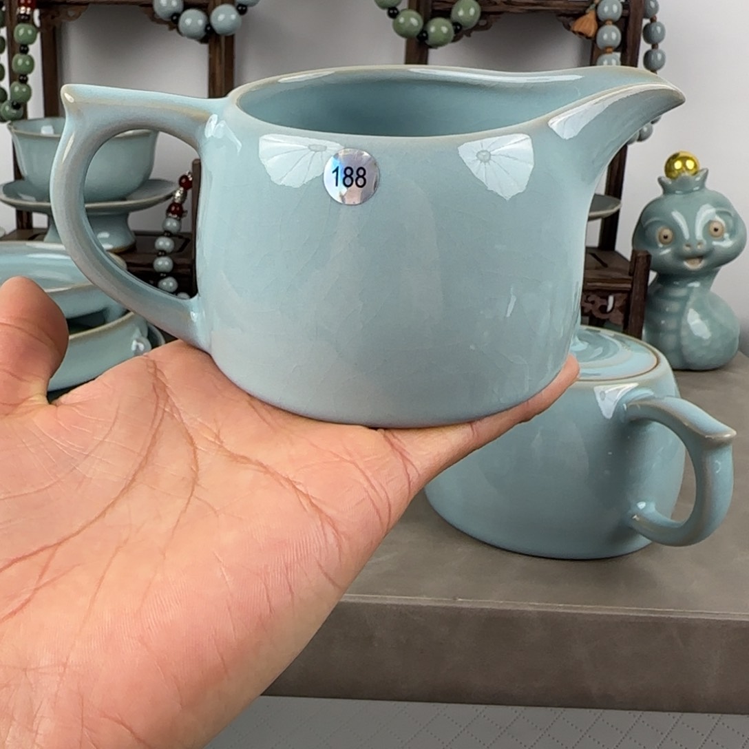 其他汝瓷五支钉公道杯天青色