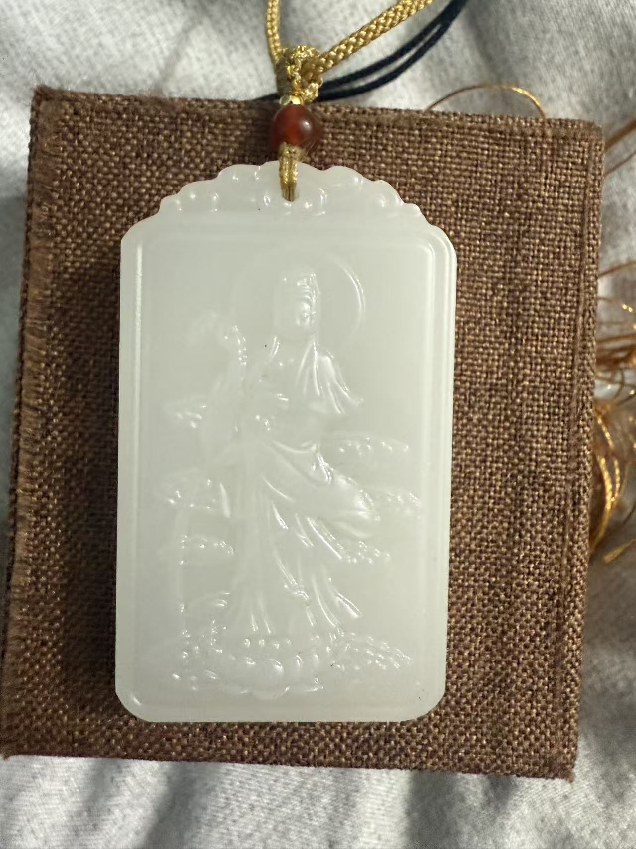 白色玉佩时尚女款民族风