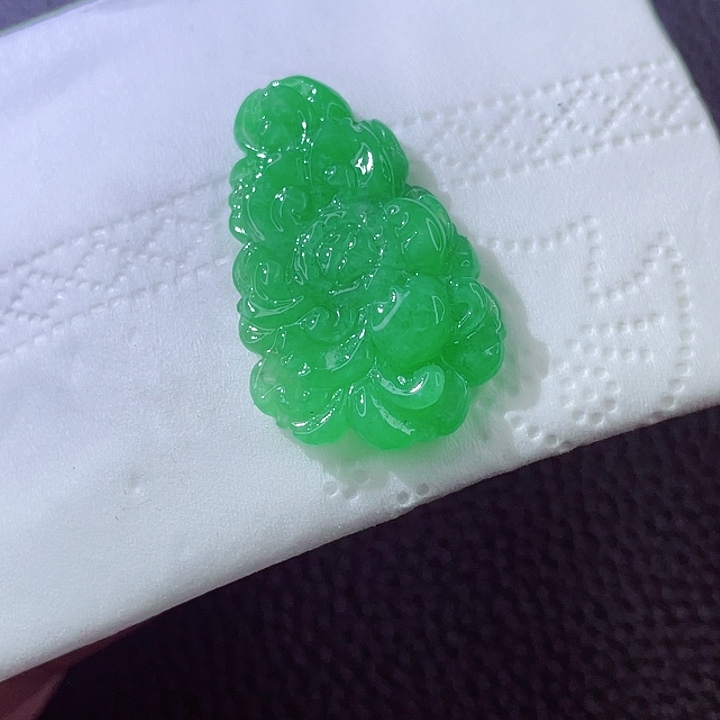 定制翡翠未镶嵌翡翠