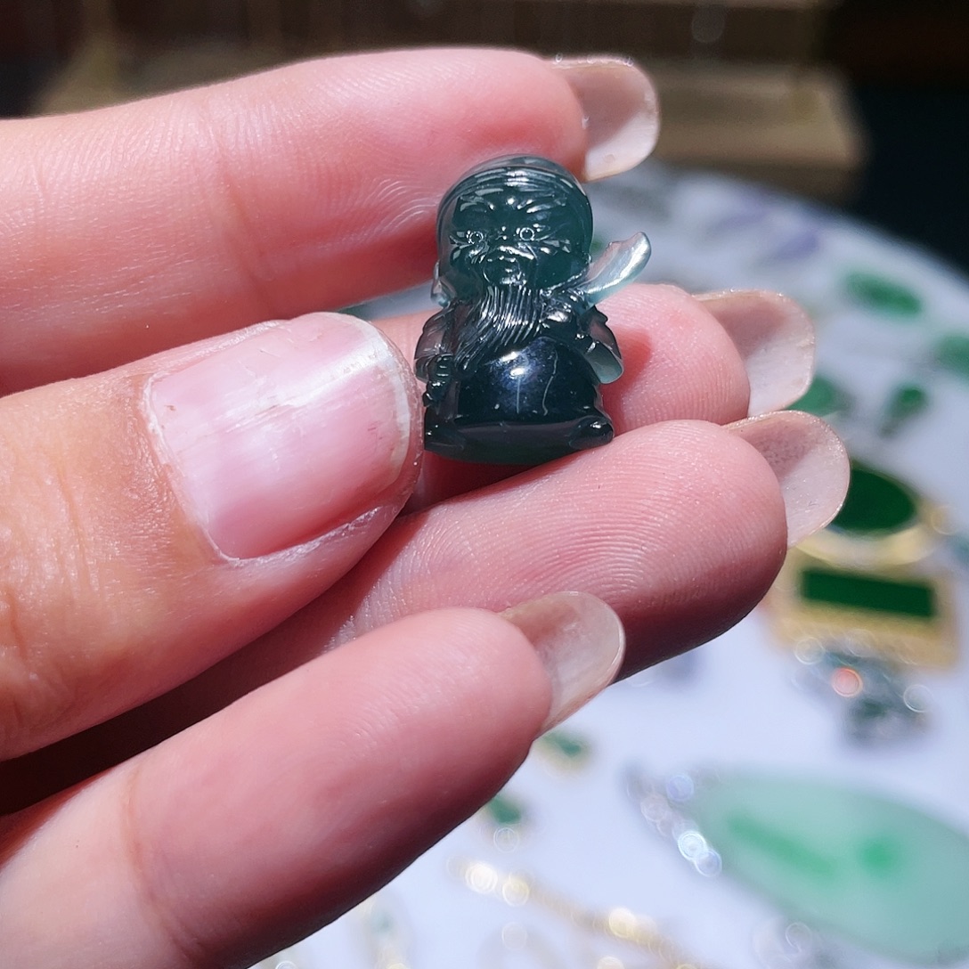 翡翠未镶嵌颈饰天然翡翠