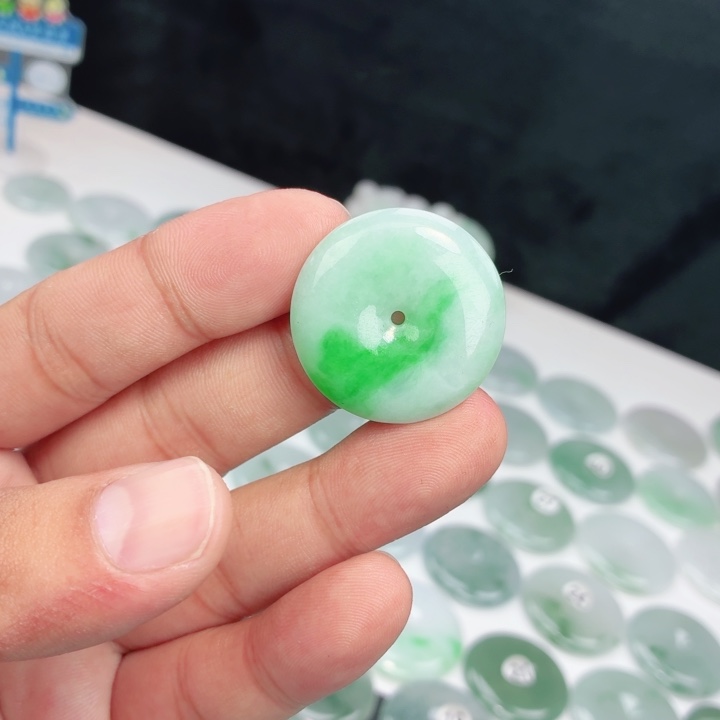 翡翠未镶嵌颈饰缅甸天然A货翡翠29.6-6.0