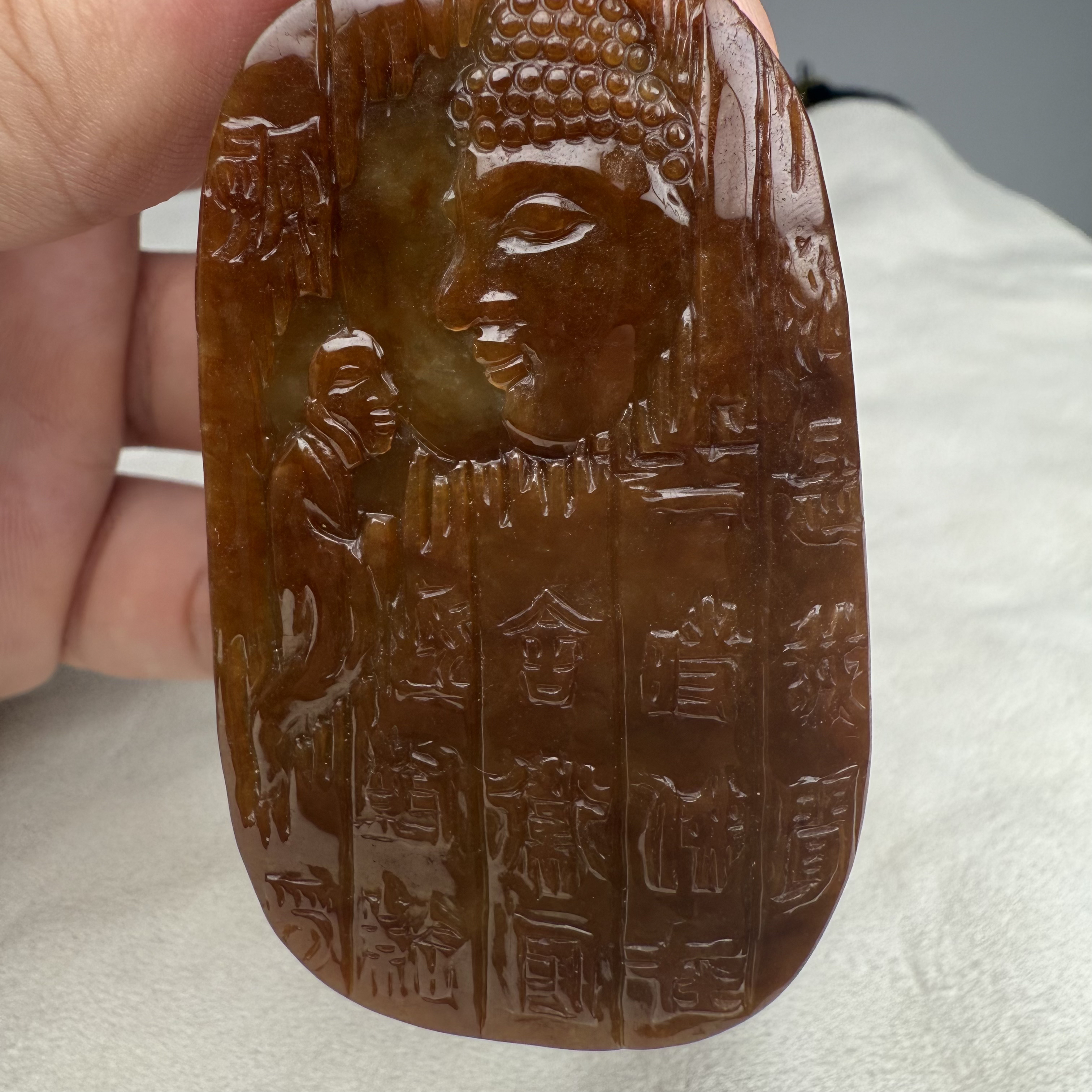 天然缅甸翡翠A货佛关天下手雕诗文石窟佛