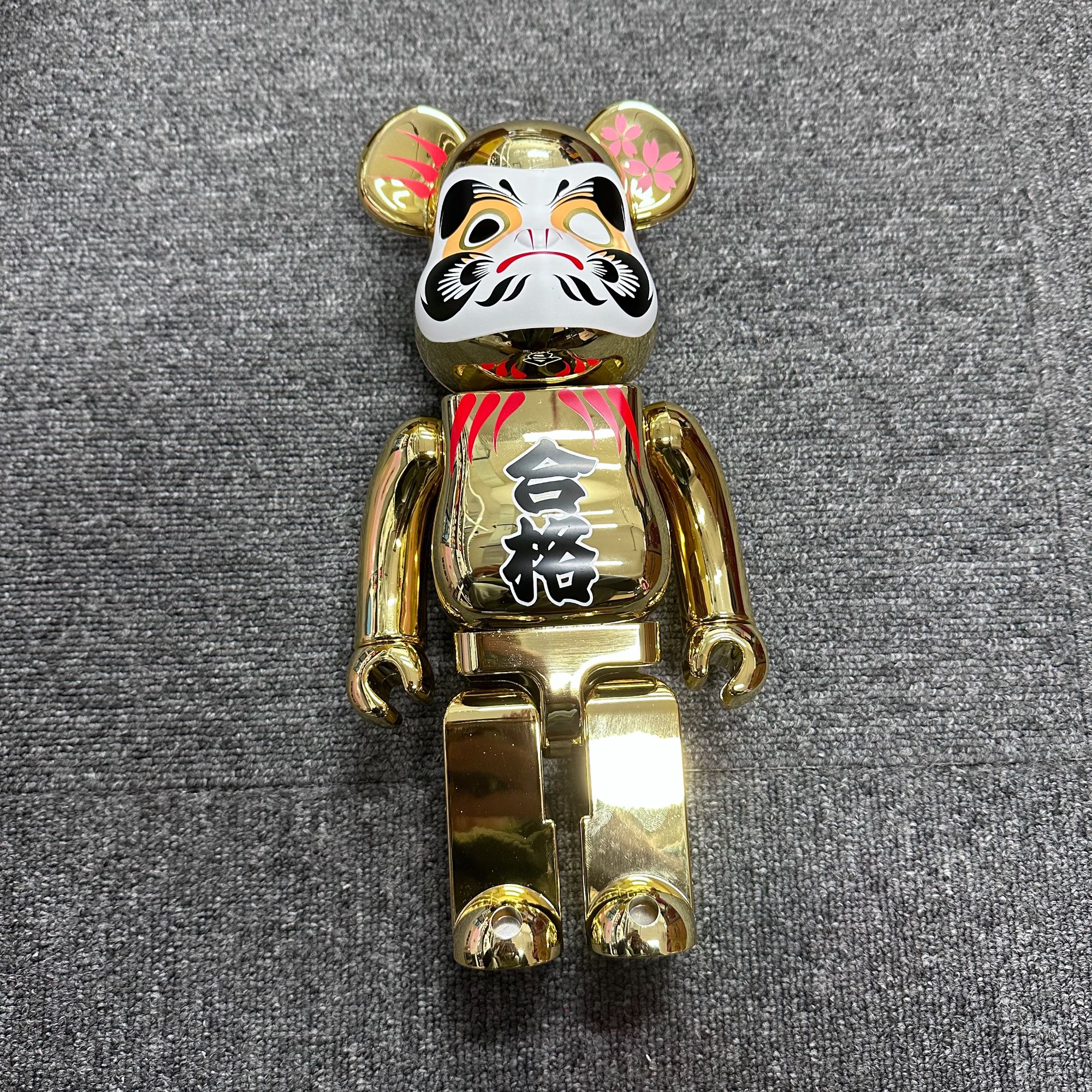 【山】bearbrick 金达摩 合格 400%