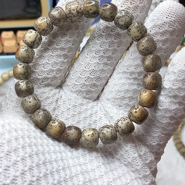 星月菩提手串石玉料 10*9 火烧云