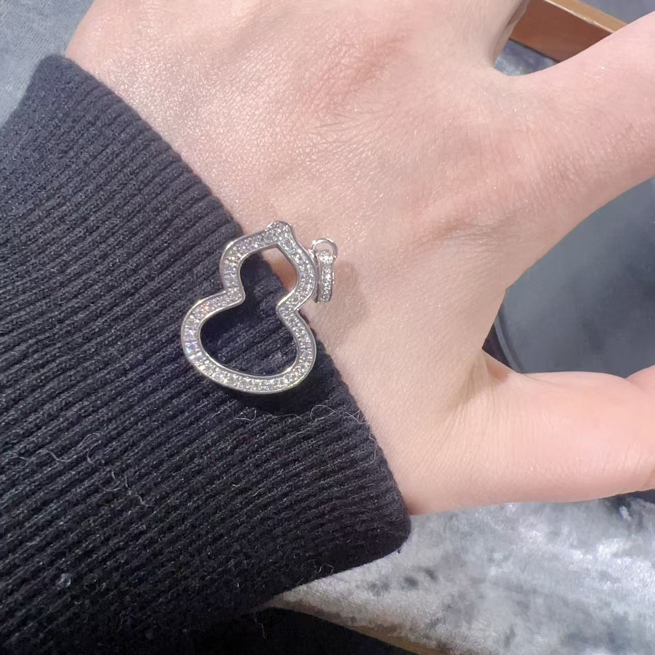 铂金Pt950吊坠  4.84克