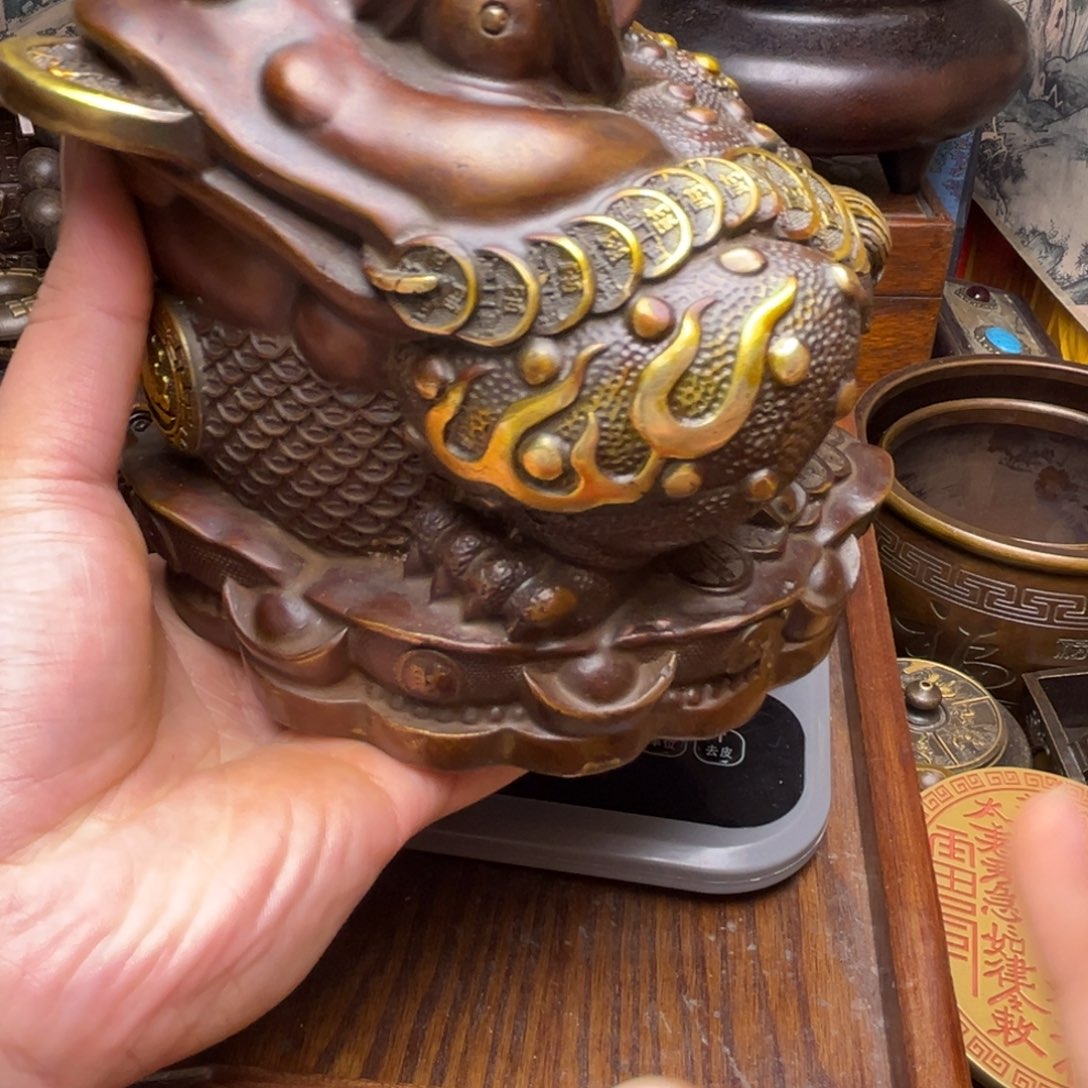 精美铜器，点击下单