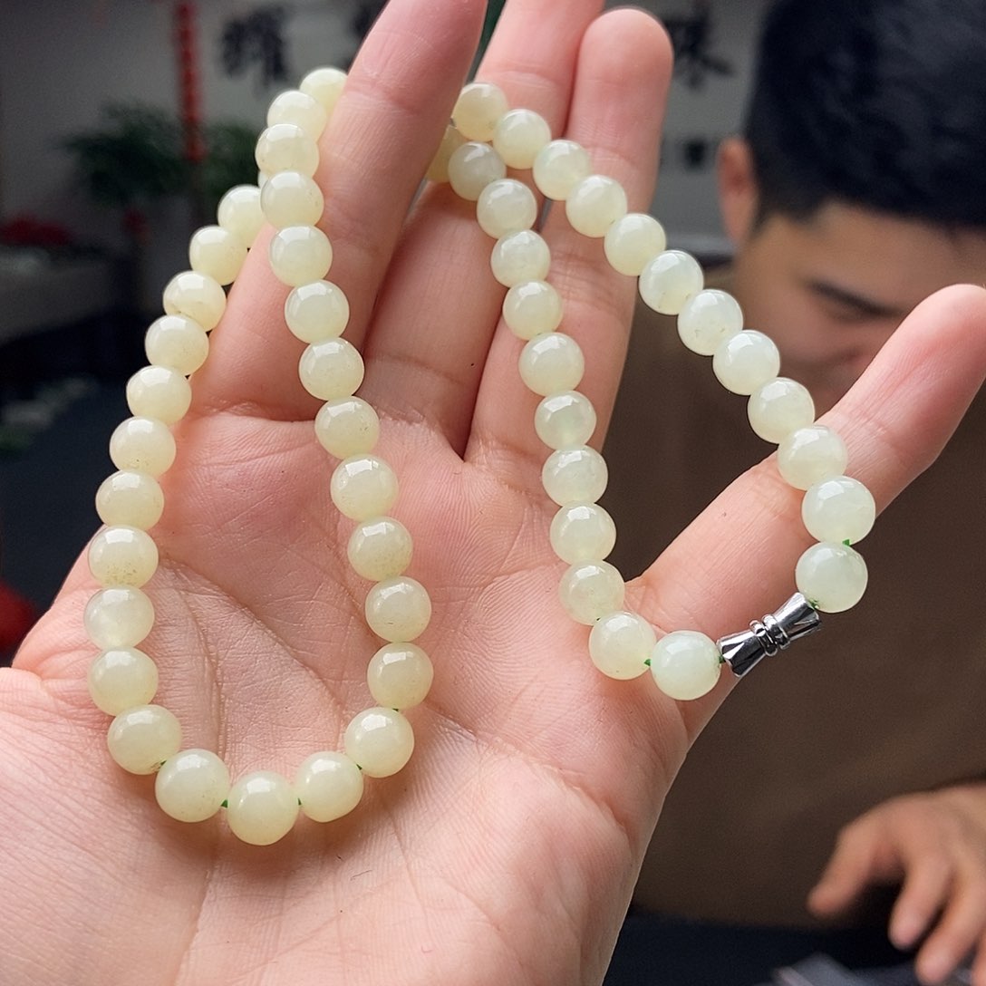 和田玉颜色多样性发拍一发一未镶嵌