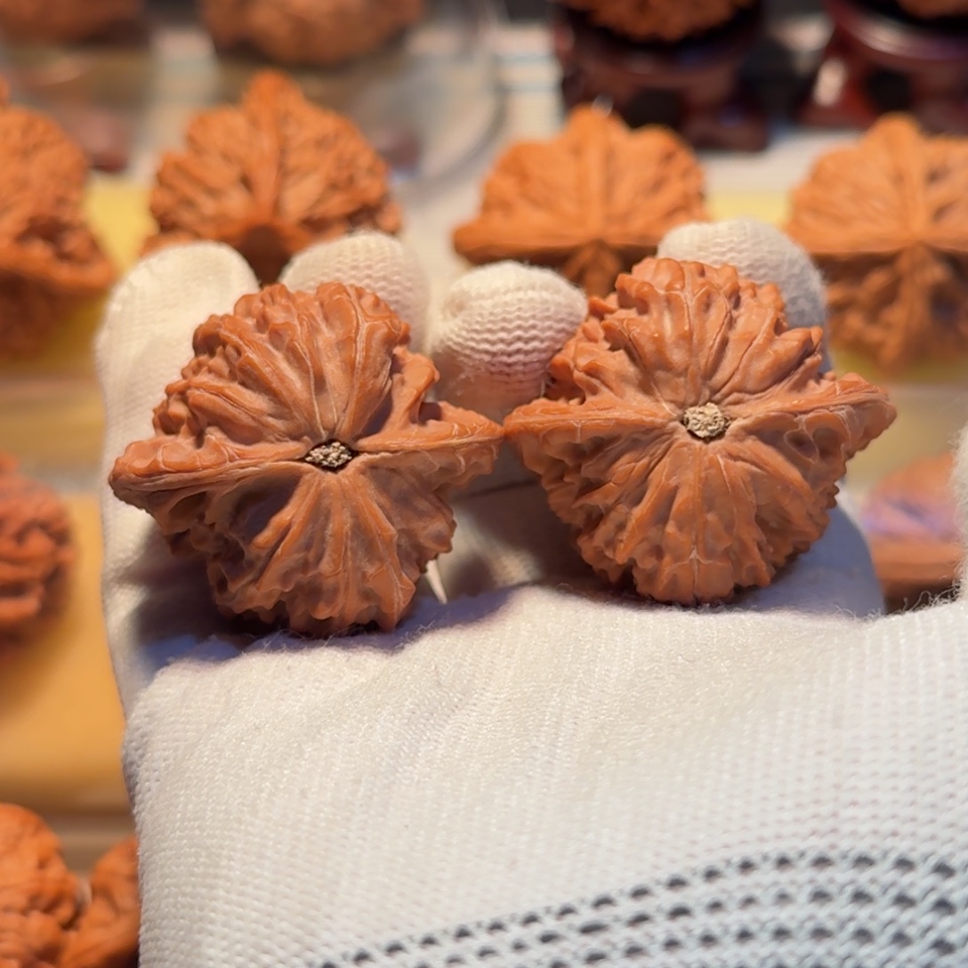 清***野文玩核桃吊坠全品40房山磨