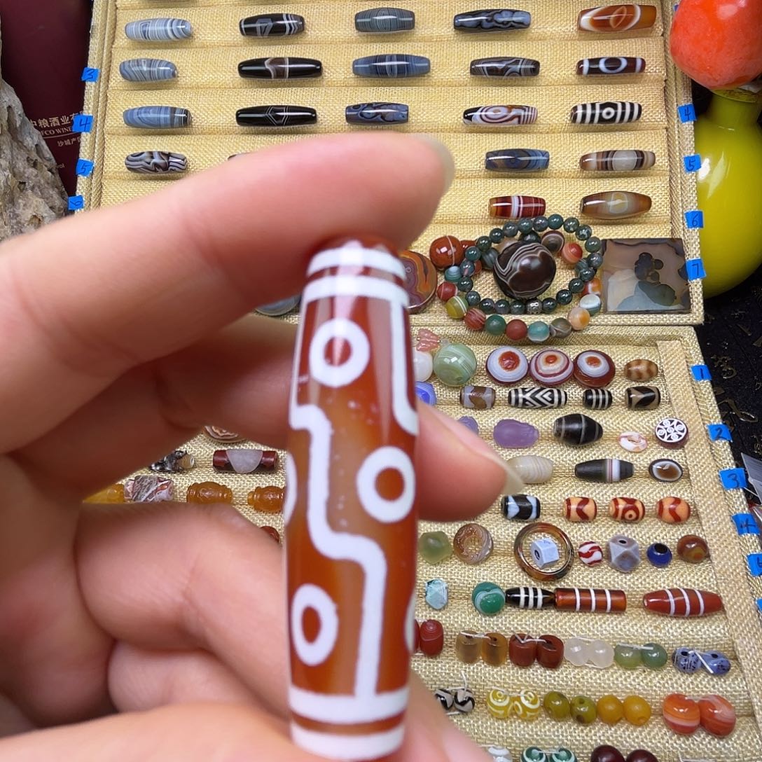 玛瑙/玉髓未镶嵌吊坠(不含链)九眼对空30直径13