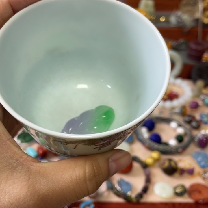 杯吉****姐精美雕刻物件物件