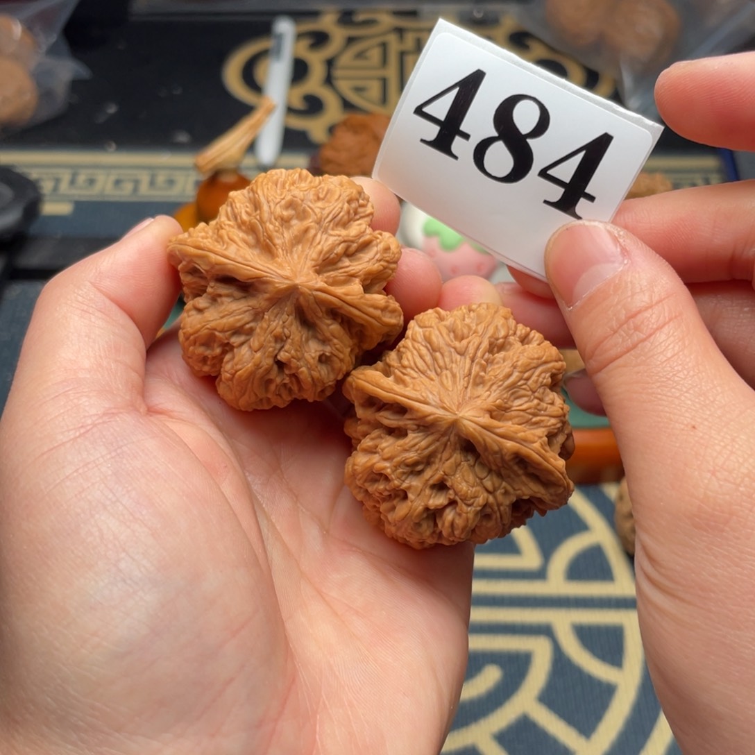 文玩核桃吊坠42粗筋484号