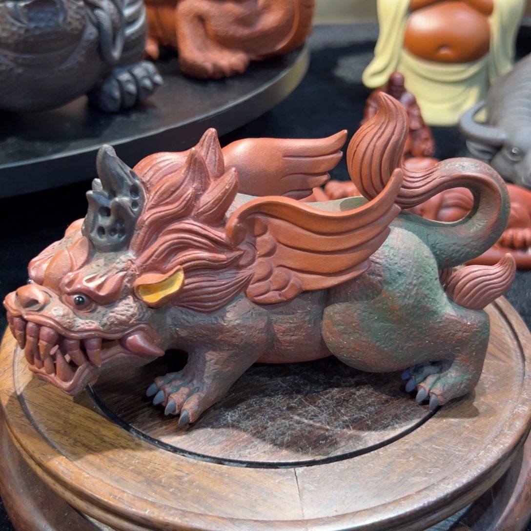 紫砂摆件燊精工全手飞天貔貅