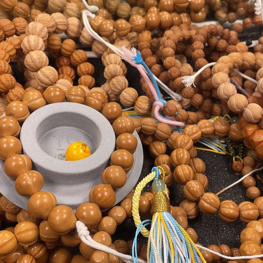 ****果核桃福利屁桃。      